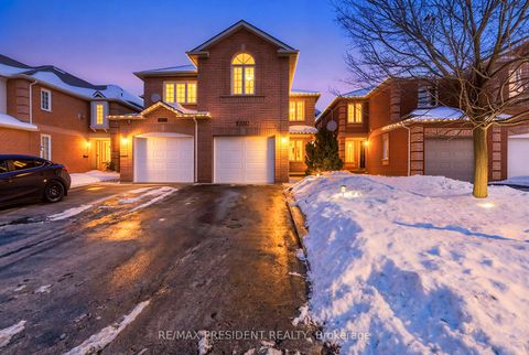 Photo 0 at 7031 Graydon Court, Lisgar, Mississauga