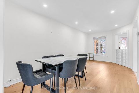 Photo 9 at 7031 Graydon Court, Lisgar, Mississauga