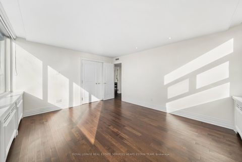 Photo 20 at 807 - 500 Avenue Road, Casa Loma, Toronto