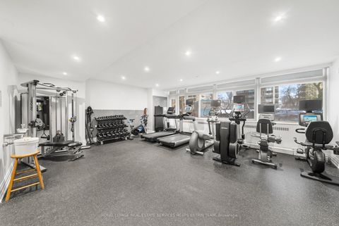 Photo 31 at 807 - 500 Avenue Road, Casa Loma, Toronto