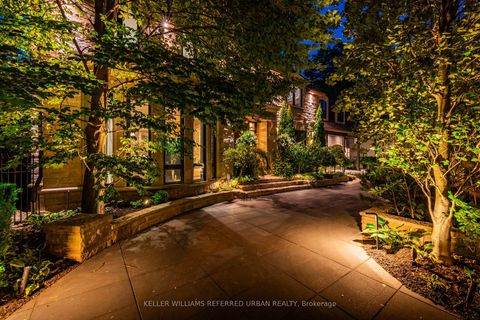 Photo 2 at 6 Bayview Wood, York Mills, Toronto