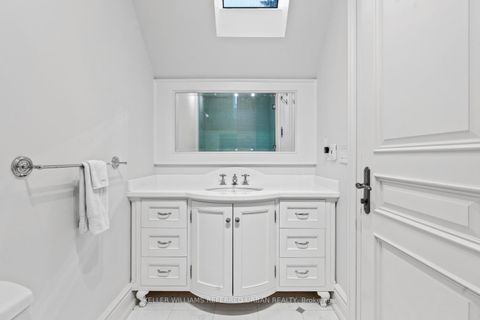 Photo 24 at 6 Bayview Wood, York Mills, Toronto