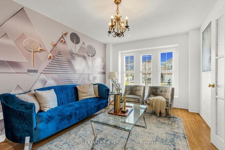 Photo 8 at 10 Colleyville Street, Snelgrove, Brampton