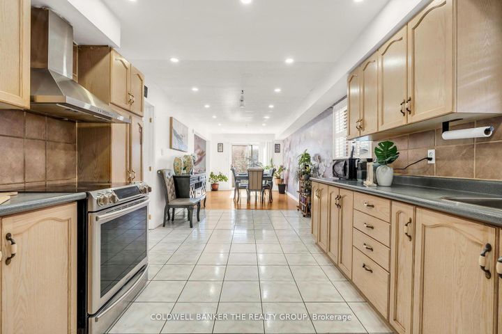 Photo 19 at 10 Colleyville Street, Snelgrove, Brampton