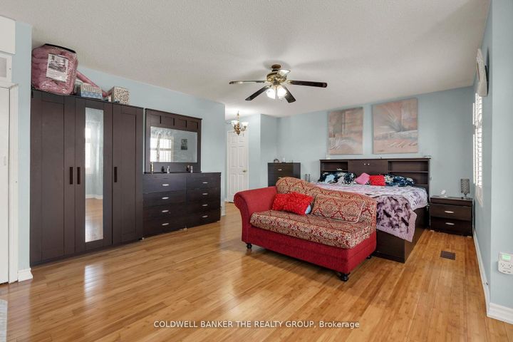 Photo 25 at 10 Colleyville Street, Snelgrove, Brampton