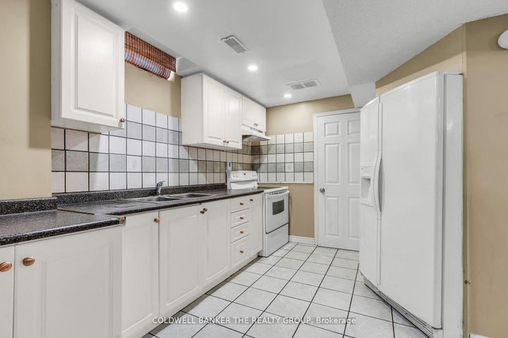 Photo 30 at 10 Colleyville Street, Snelgrove, Brampton