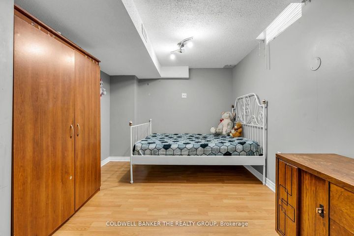 Photo 33 at 10 Colleyville Street, Snelgrove, Brampton