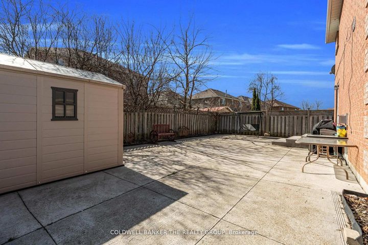 Photo 35 at 10 Colleyville Street, Snelgrove, Brampton