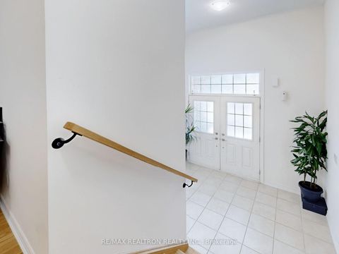 Photo 2 at 362 Danny Wheeler Boulevard, Keswick North, Georgina