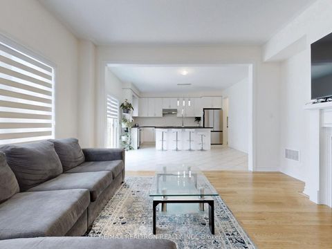 Photo 12 at 362 Danny Wheeler Boulevard, Keswick North, Georgina