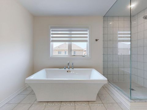 Photo 28 at 362 Danny Wheeler Boulevard, Keswick North, Georgina