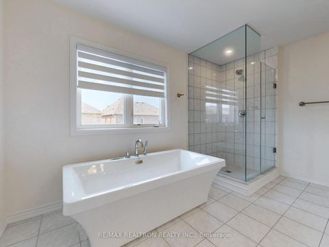 Photo 29 at 362 Danny Wheeler Boulevard, Keswick North, Georgina