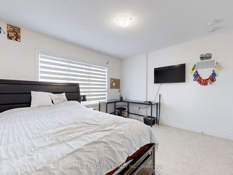 Photo 31 at 362 Danny Wheeler Boulevard, Keswick North, Georgina