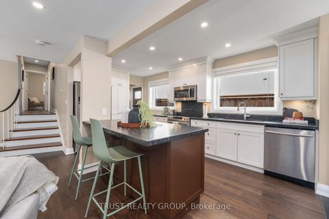 Photo 9 at 18 Deanecrest Road, West Deane, Toronto