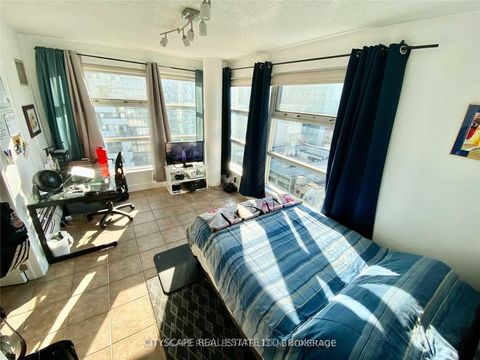 Photo 4 at 2005 - 50 Lombard Street, Yonge Corridor, Toronto