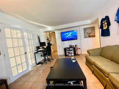 Photo 5 at 2005 - 50 Lombard Street, Yonge Corridor, Toronto