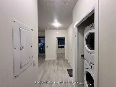 Photo 10 at 821 - 3270 Sheppard Avenue E, Sullivan, Toronto
