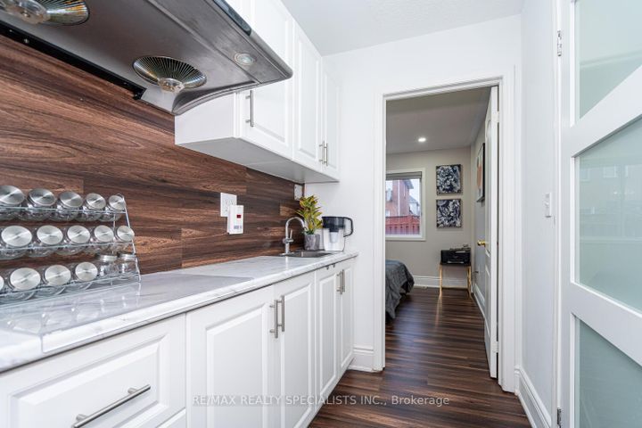 Photo 19 at 30 Bowsfield Drive, Vales of Castlemore, Brampton