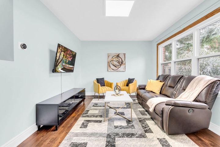 Photo 6 at 56 - 56 Eden Park Drive, Southgate, Brampton