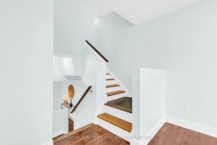 Photo 21 at 56 - 56 Eden Park Drive, Southgate, Brampton