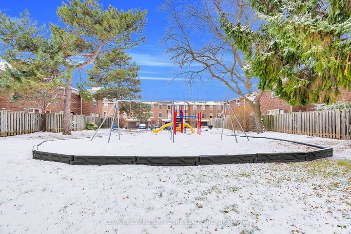 Photo 41 at 56 - 56 Eden Park Drive, Southgate, Brampton