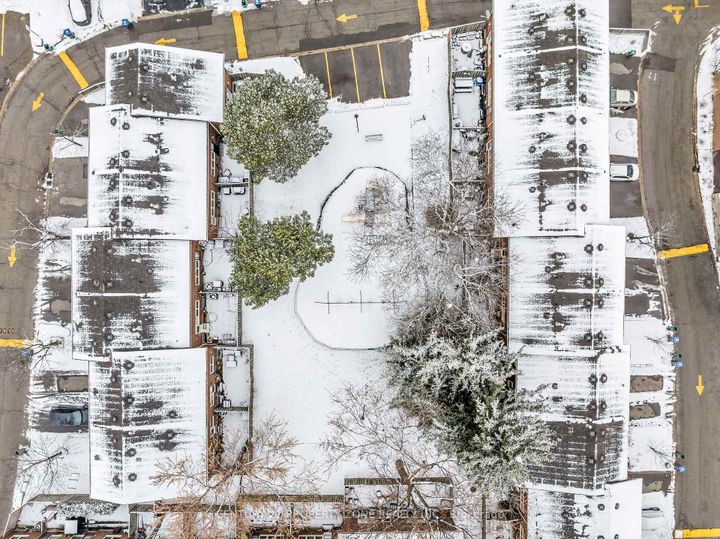 Photo 43 at 56 - 56 Eden Park Drive, Southgate, Brampton