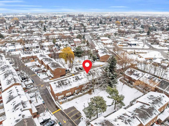 Photo 45 at 56 - 56 Eden Park Drive, Southgate, Brampton