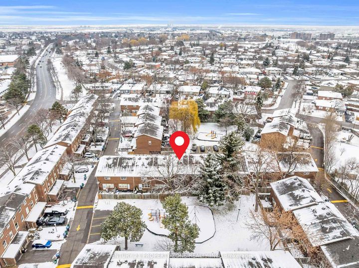 Photo 46 at 56 - 56 Eden Park Drive, Southgate, Brampton