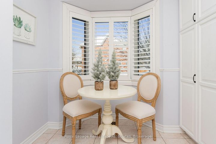 Photo 3 at 10 - 76 River Drive, Georgetown, Halton Hills