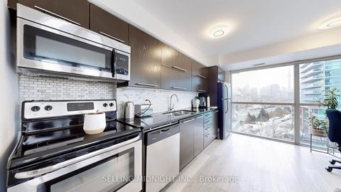 Photo 5 at 711 - 100 Western Battery Road, Niagara, Toronto