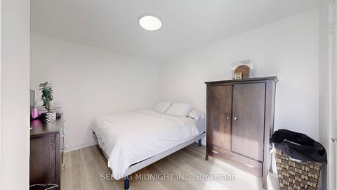 Photo 13 at 711 - 100 Western Battery Road, Niagara, Toronto