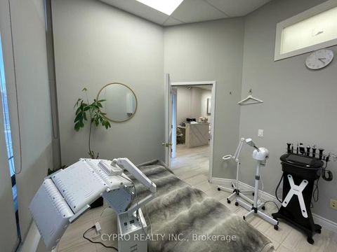 Photo 6 at 5M - 4773 Yonge Street, Willowdale East, Toronto