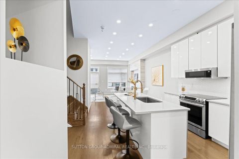 Photo 7 at 131 Lebovic Campus Drive, Patterson, Vaughan