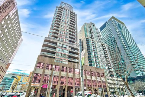Photo 3 at 703 - 736 Bay Street, Bay Street Corridor, Toronto
