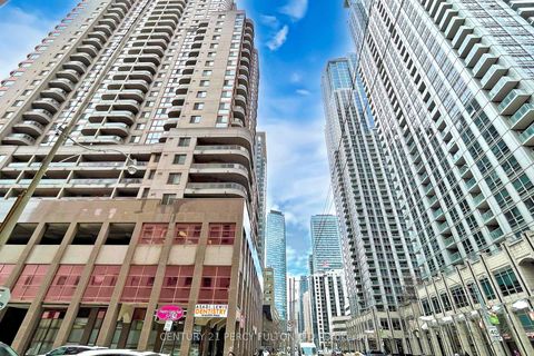 Photo 6 at 703 - 736 Bay Street, Bay Street Corridor, Toronto