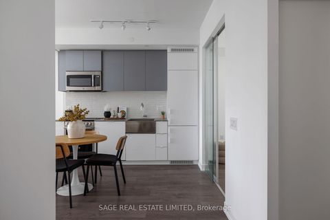 Photo 7 at 327 - 270 Dufferin Street, South Parkdale, Toronto