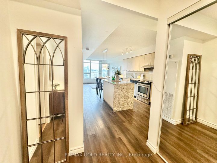 Photo 3 at 1210 - 29 Singer Court, Bayview Village, Toronto