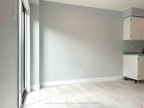 Photo 7 at 16 Cunningham Drive, Ardagh, Barrie