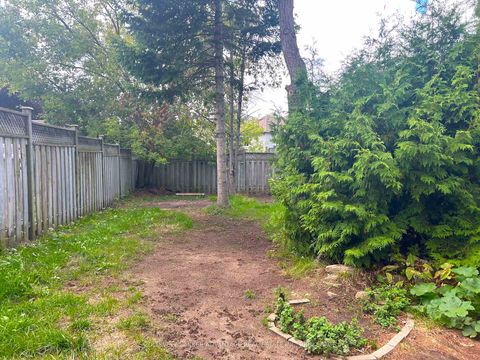 Photo 13 at 16 Cunningham Drive, Ardagh, Barrie