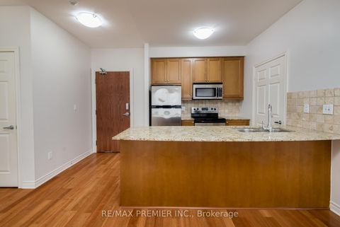 Photo 6 at 206 - 4620 Highway 7, East Woodbridge, Vaughan