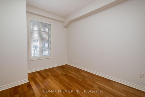 Photo 14 at 206 - 4620 Highway 7, East Woodbridge, Vaughan