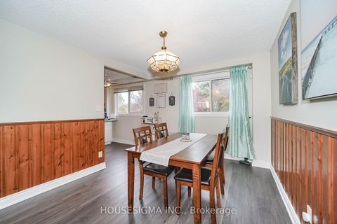 Photo 11 at 31 - 321 Blackthorn Street, Eastdale, Oshawa