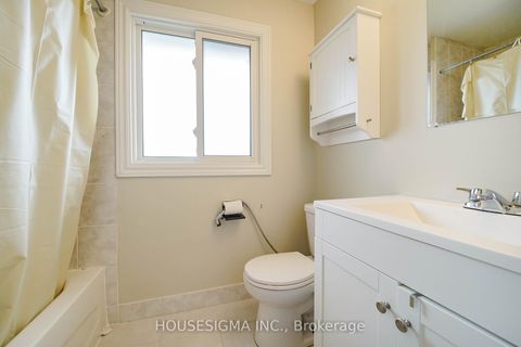 Photo 20 at 31 - 321 Blackthorn Street, Eastdale, Oshawa