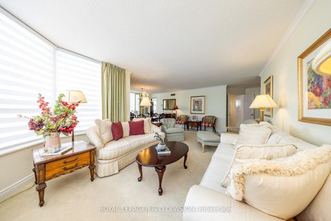 Photo 5 at 1710 - 65 Spring Garden Avenue, Willowdale East, Toronto