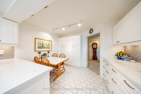 Photo 16 at 1710 - 65 Spring Garden Avenue, Willowdale East, Toronto