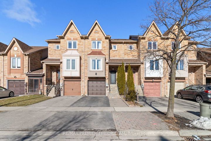Photo 0 at 28 Kelso Crescent, Maple, Vaughan