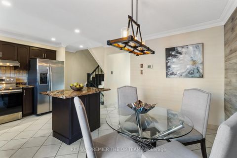 Photo 11 at 28 Kelso Crescent, Maple, Vaughan