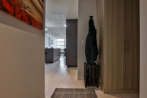 Photo 16 at 606 - 478 King Street W, Waterfront Communities C1, Toronto
