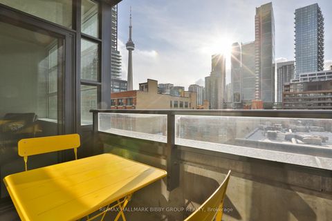 Photo 18 at 606 - 478 King Street W, Waterfront Communities C1, Toronto