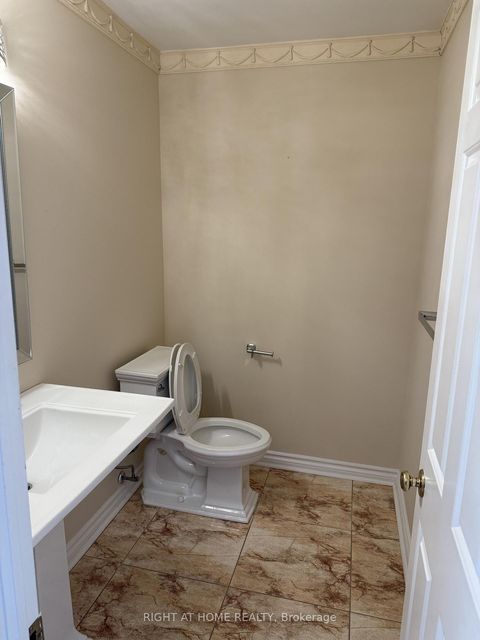 Photo 17 at 6 Carriage Lane, Branson, Toronto